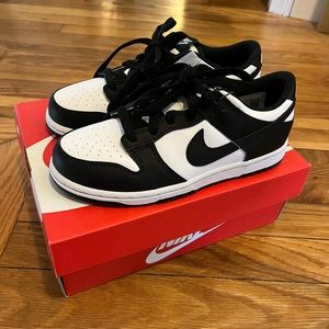 Nike Dunk Low (PS) Size 2.5Y